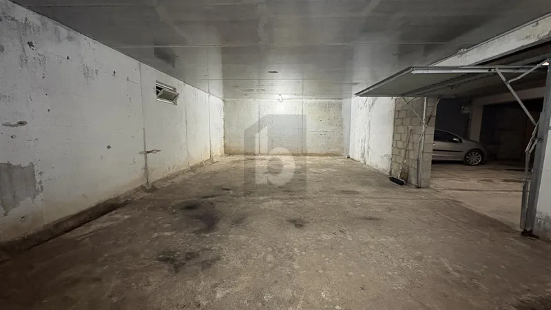 Parkplatz 6 Zimmer in Val-de-Ruz — 5