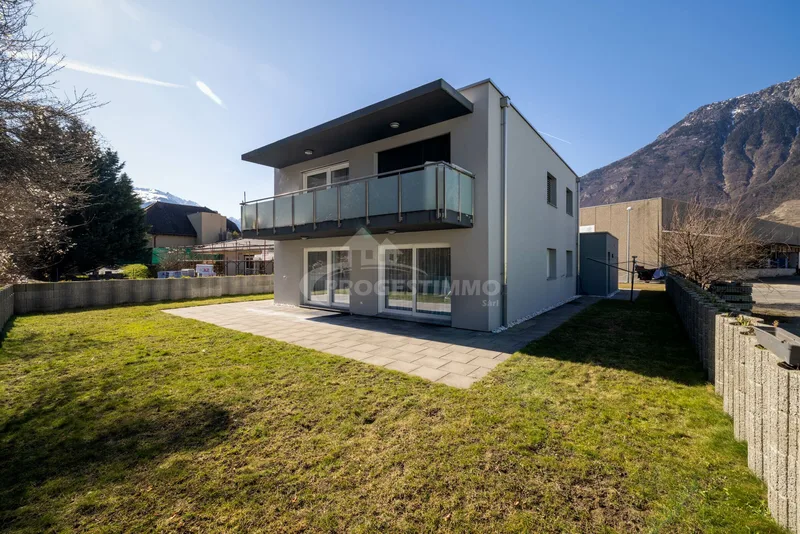 Maison / Villa 9 pièces à Centre — 2