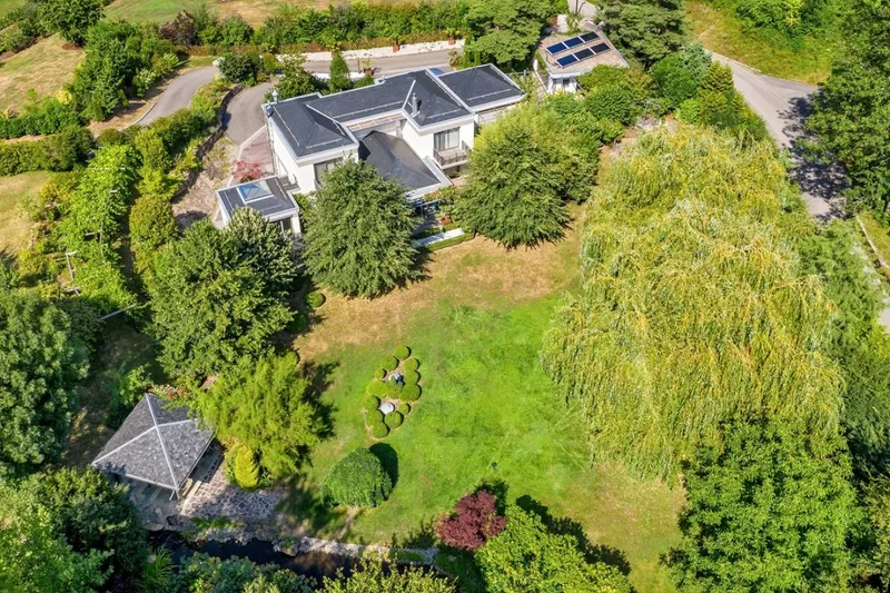 Maison / Villa 9 pièces à Montreux — 2