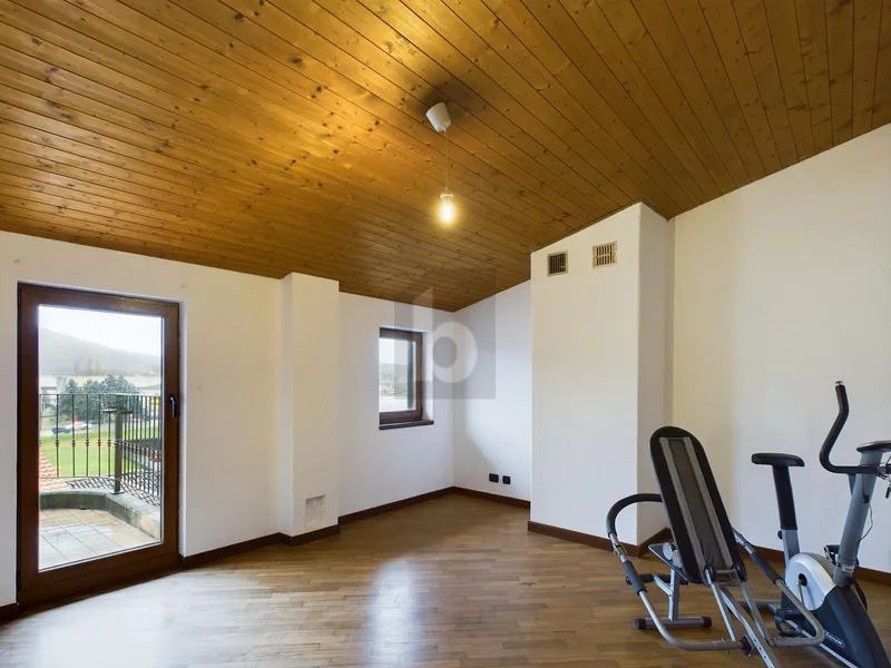 Gebäude 11 Zimmer in Stabio — photo 2