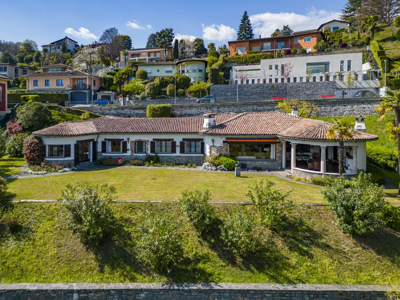 Maison / Villa 14 pièces à Lugano — 2