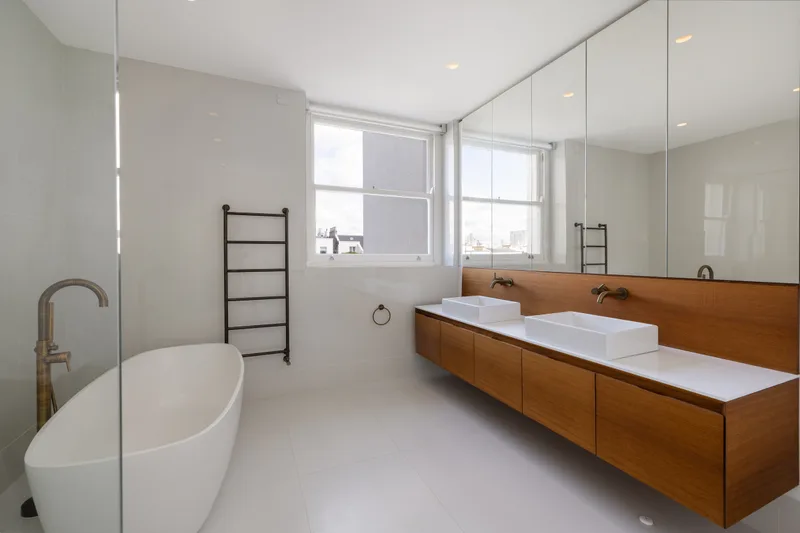 House / Villa 9 rooms in Holland Park — 17