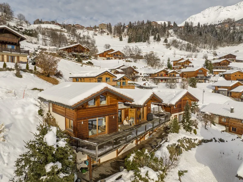 Maison / Villa 8 pièces à Médières — 2