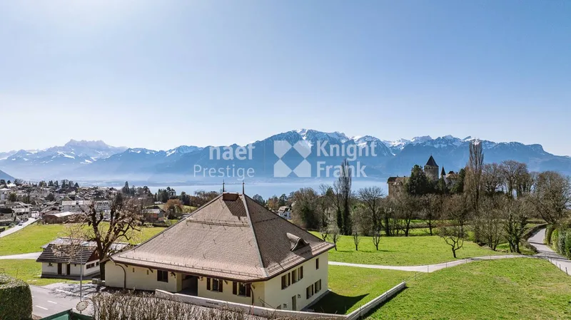 House / Villa 12.5 rooms in Blonay - Saint-Légier — 2