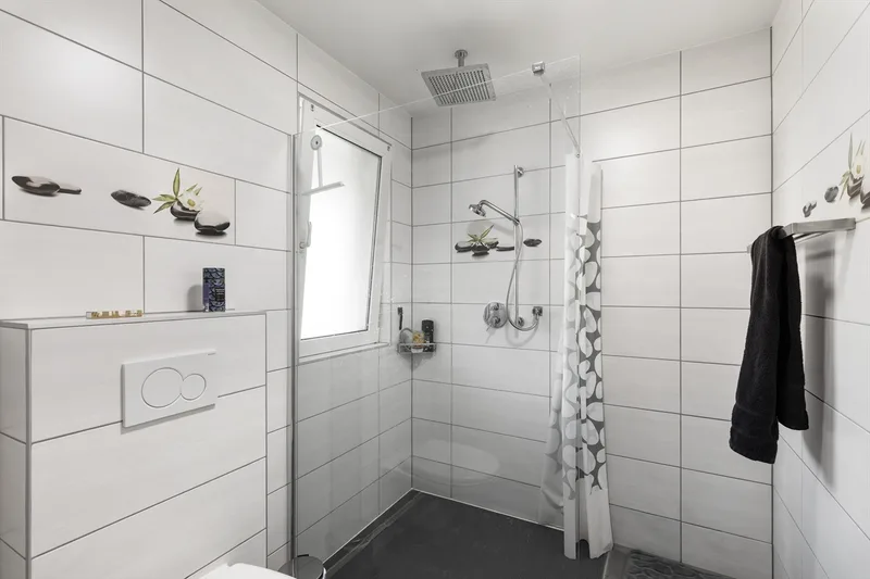 Apartment 5.5 rooms in Montanaire — photo 8