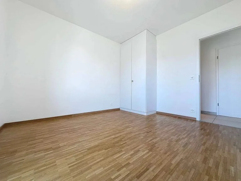 Apartment 5 rooms in Corsier — 9