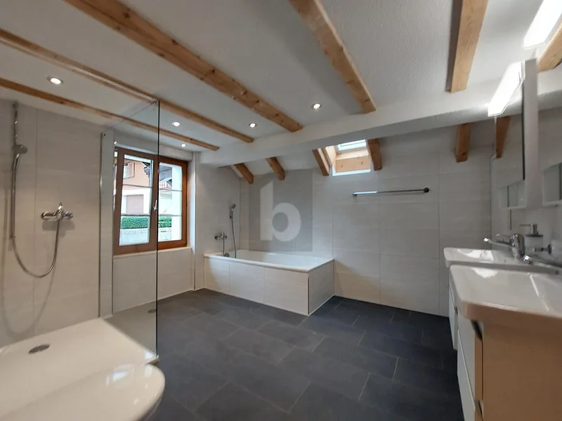 House / Villa 7 rooms in Oberiberg — photo 5