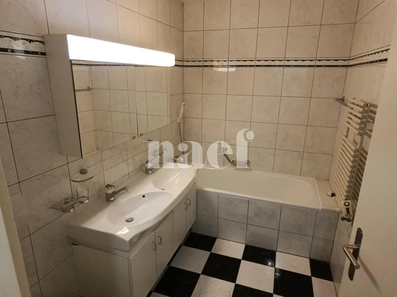 Apartment 5 rooms in Troinex — 7