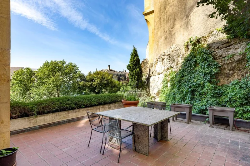 Wohnung 7 Zimmer in Neuchâtel — 7