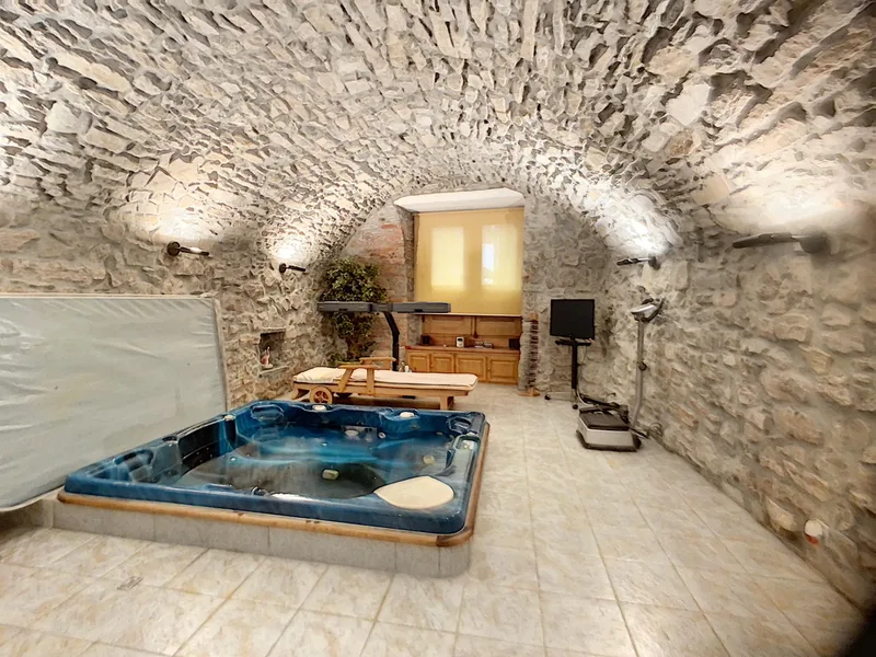 Maison / Villa 11.5 pièces à Bourg-en-Lavaux