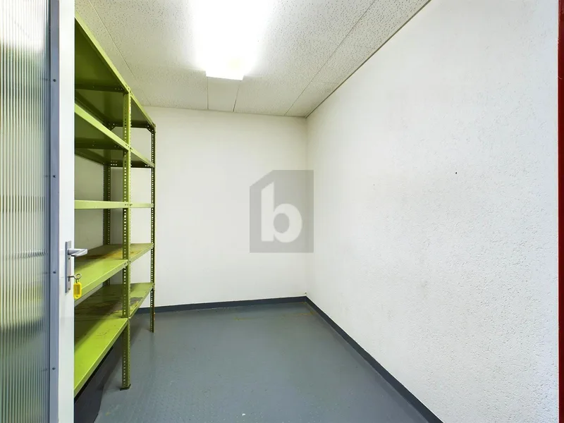 Gewerbe 2 Zimmer in Wiedlisbach — photo 3