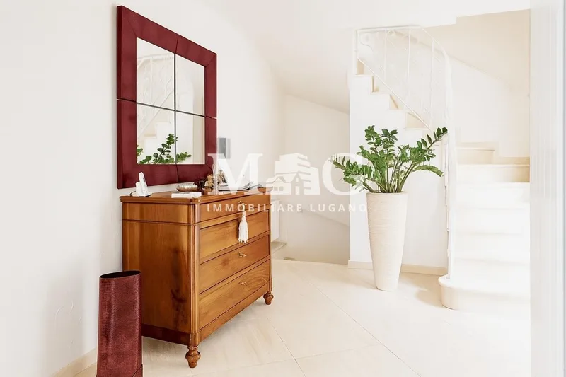 Maison / Villa 6 pièces à Figino — 10