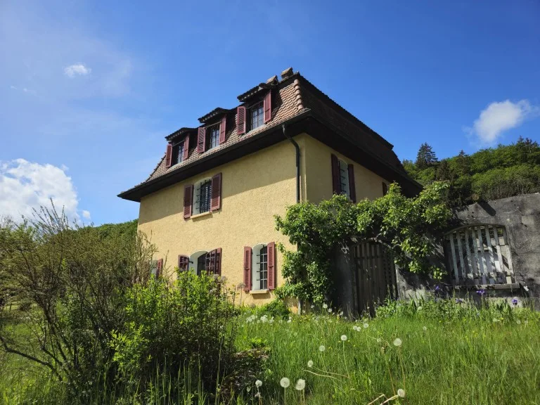 Maison / Villa 6 pièces à Attalens — photo 2
