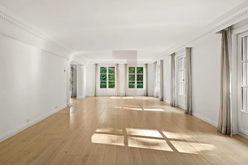 Maison / Villa 8 pièces à Vandœuvres — 4