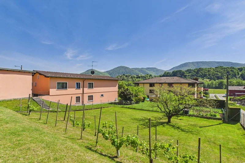 House / Villa 4.5 rooms in Tresa — 39