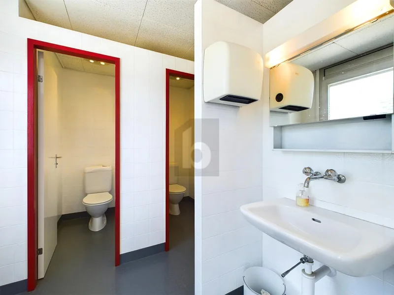 Gewerbe 2 Zimmer in Wiedlisbach — photo 5