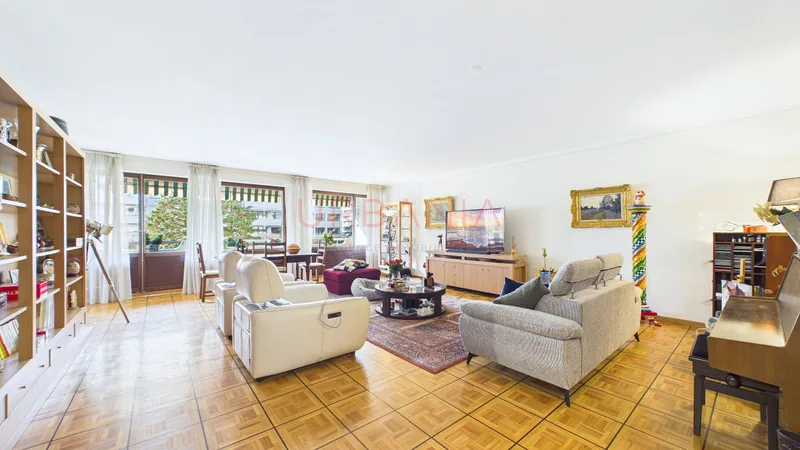 Appartement 6 pièces à Florissant