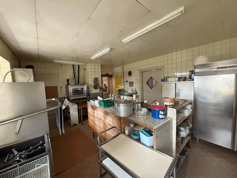 Gewerbe 15 Zimmer in Cornol — photo 4