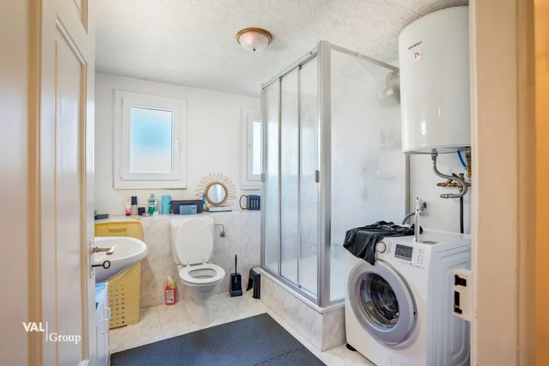 Appartement 8 pièces à Borzuat — 11