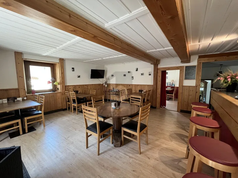 Gewerbe 4 Zimmer in Zentrum des alten Dorfes — photo 3