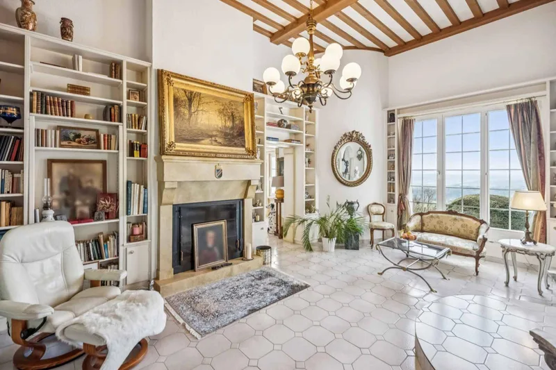 Maison / Villa 10 pièces à Villars-Burquin — 5