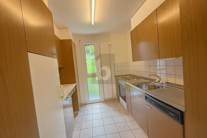 Wohnung 3 Zimmer in Le Locle — photo 2