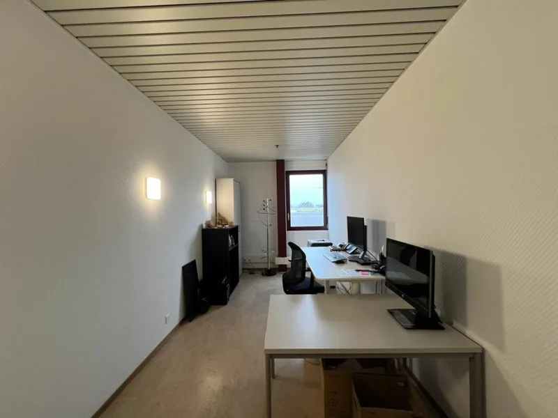 Commercial 18 rooms in Budron — 6