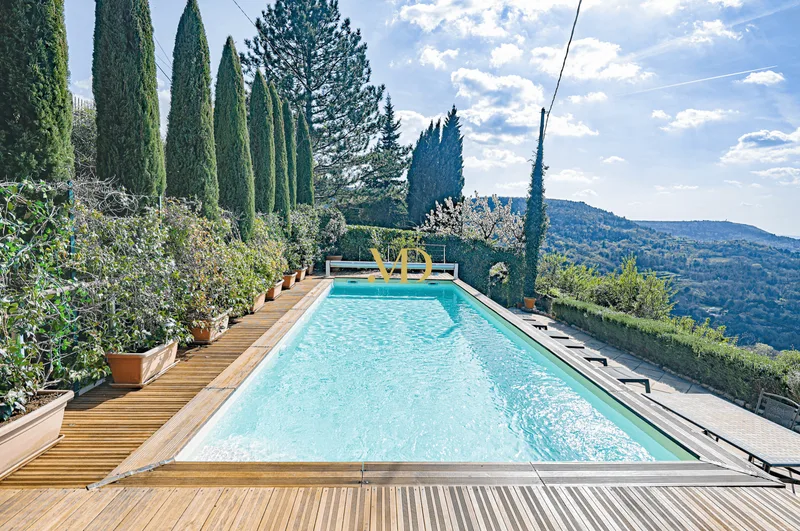 Maison / Villa 5 pièces à Saignon