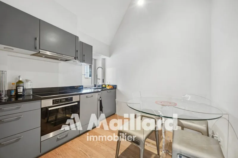 Wohnung 2.5 Zimmer in vieux Bourg — photo 4