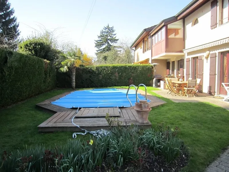 Maison / Villa 5 pièces à Chêne-Bourg