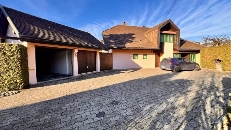 Maison / Villa 9.5 pièces à Aigle