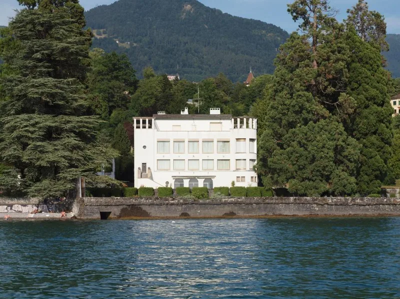 Maison / Villa 20 pièces à La Tour-de-Peilz