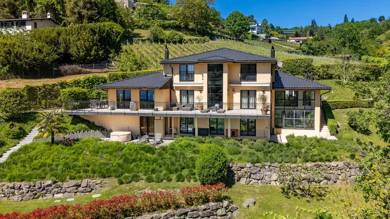 Maison / Villa 13 pièces à Lutry — 2