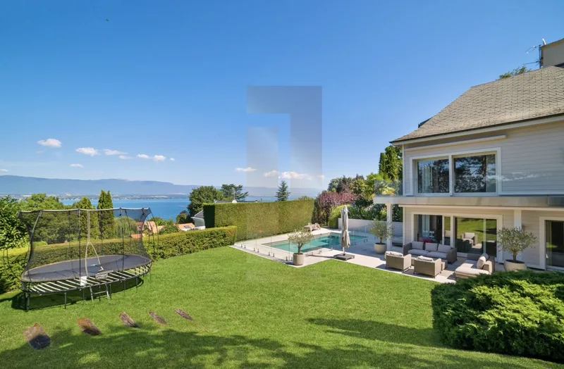 Maison / Villa 10 pièces à Anières — photo 2