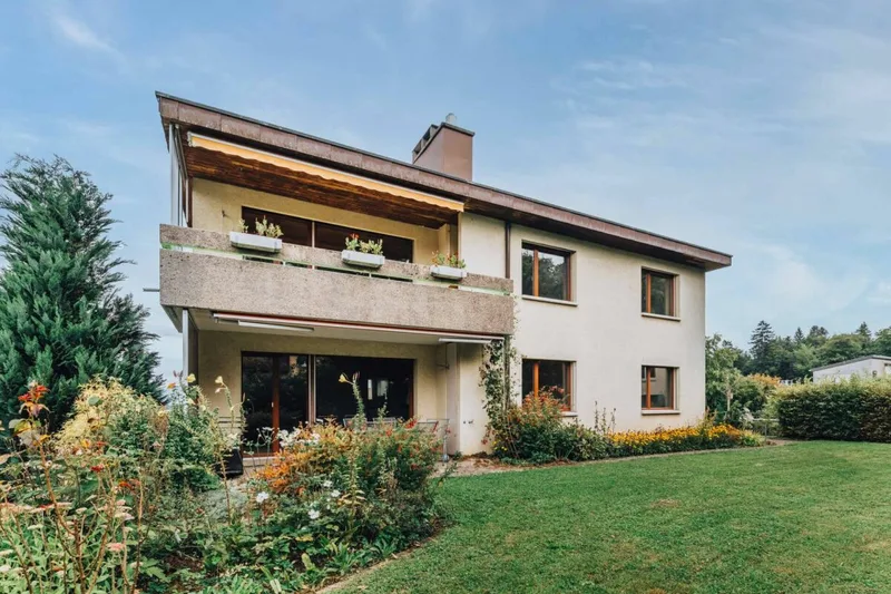 House / Villa 9 rooms in Thunstetten