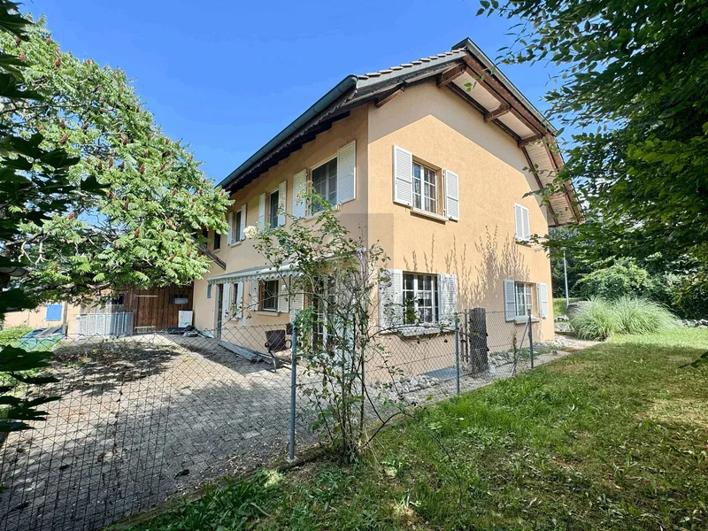 House / Villa 4.5 rooms in Belmont-Broye