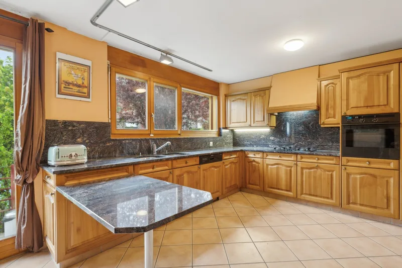 Maison / Villa 8.5 pièces à Brent — 4