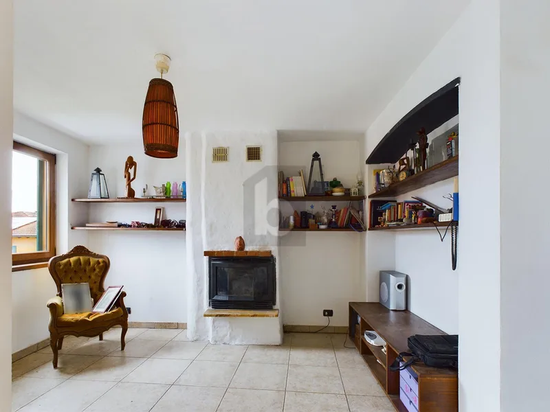 Gebäude 11 Zimmer in Stabio