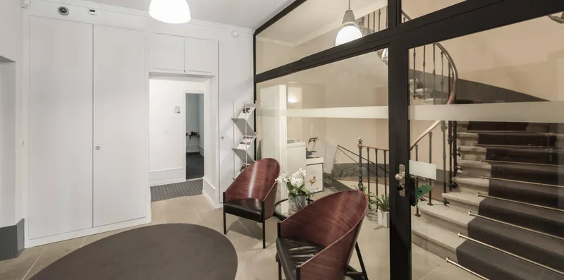 Commercial in Quartier des Banques — 3