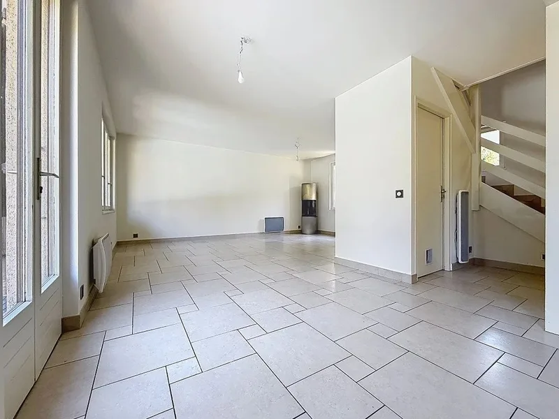 Maison / Villa 5 pièces à Chêne-Bourg — 3