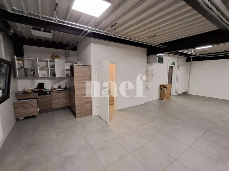 Commercial in Sion — 2