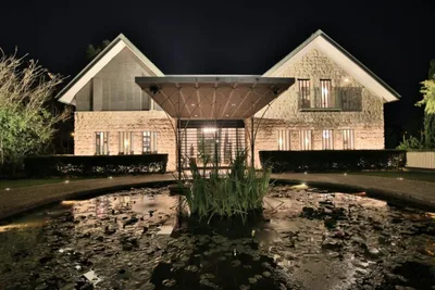 House / Villa 7 rooms in Kfar Shmaryahu