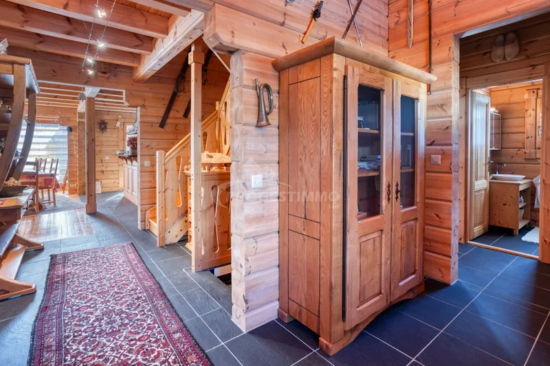 Maison / Villa 8.5 pièces à CENTRE — 9