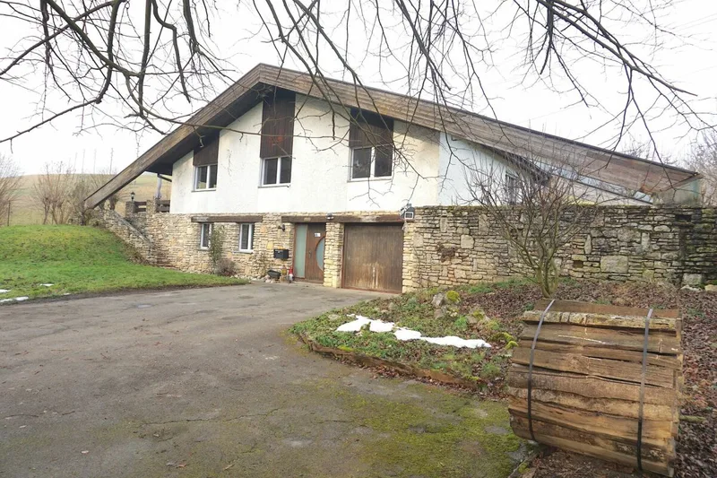 House / Villa 5.5 rooms in Courrendlin