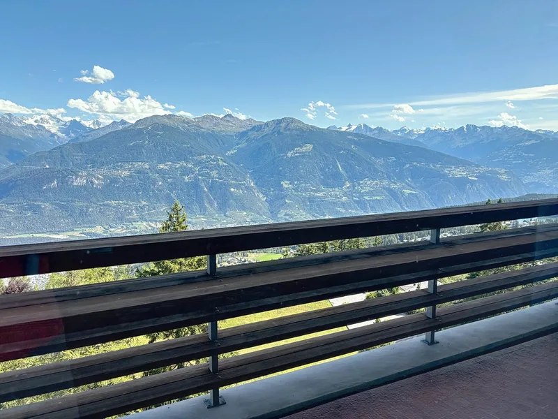 Appartement 4 pièces à Crans-Montana — 2