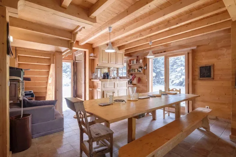 Maison / Villa 10 pièces à Demi-Quartier — photo 4