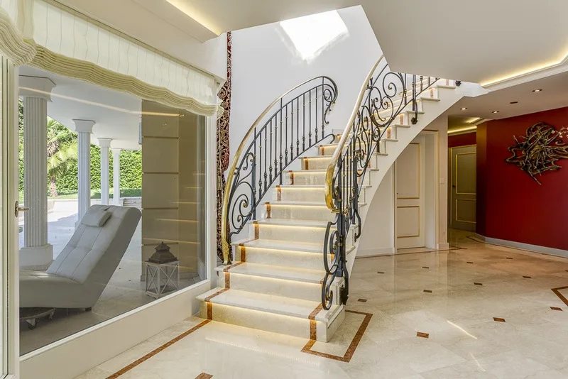 Maison / Villa 9.5 pièces à Riviera — 6