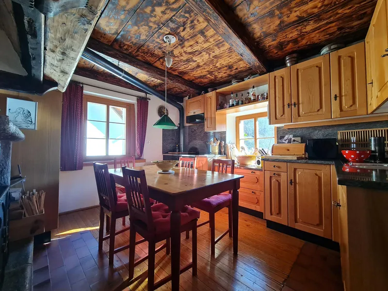 House / Villa 9 rooms in Acquarossa — 5