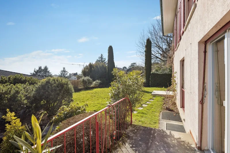 House / Villa 7 rooms in Pully — 7