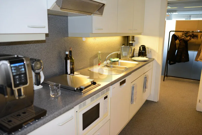 Gewerbe 6 Zimmer in Bussigny — photo 4
